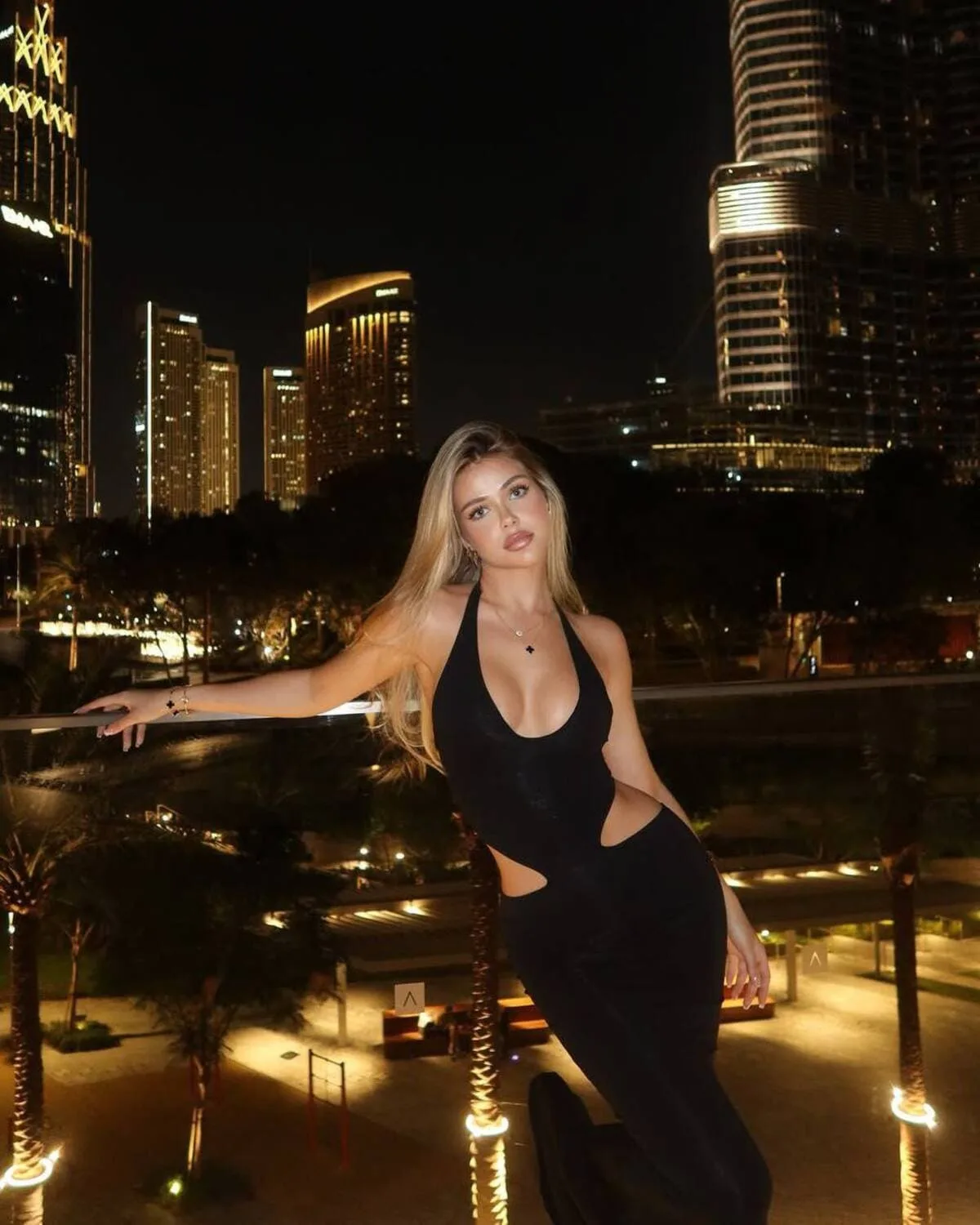 Madalina Photo 6